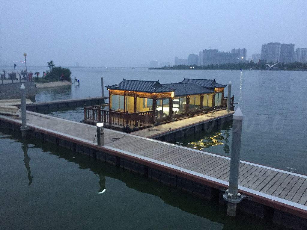 12米仿古电动画舫船