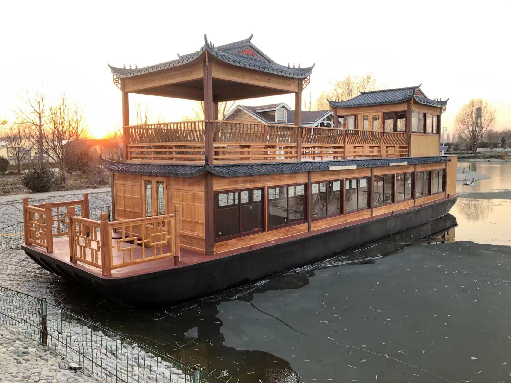 16米双层画舫餐饮船