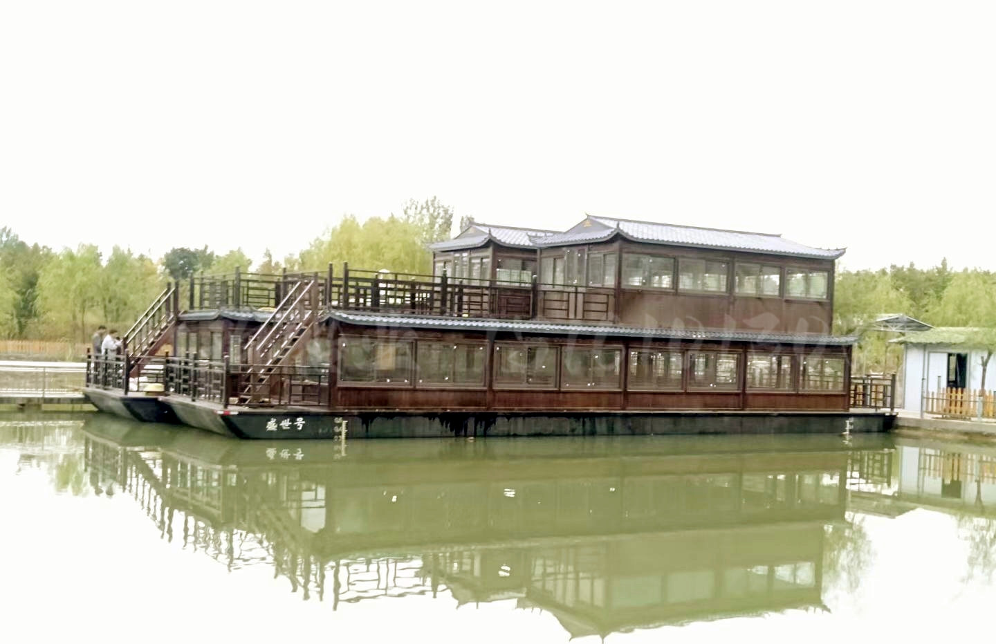 22米铁质画舫餐饮船